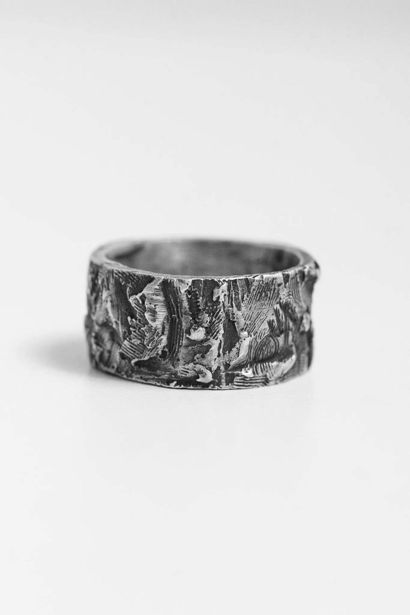 Cannibal M Band Ring