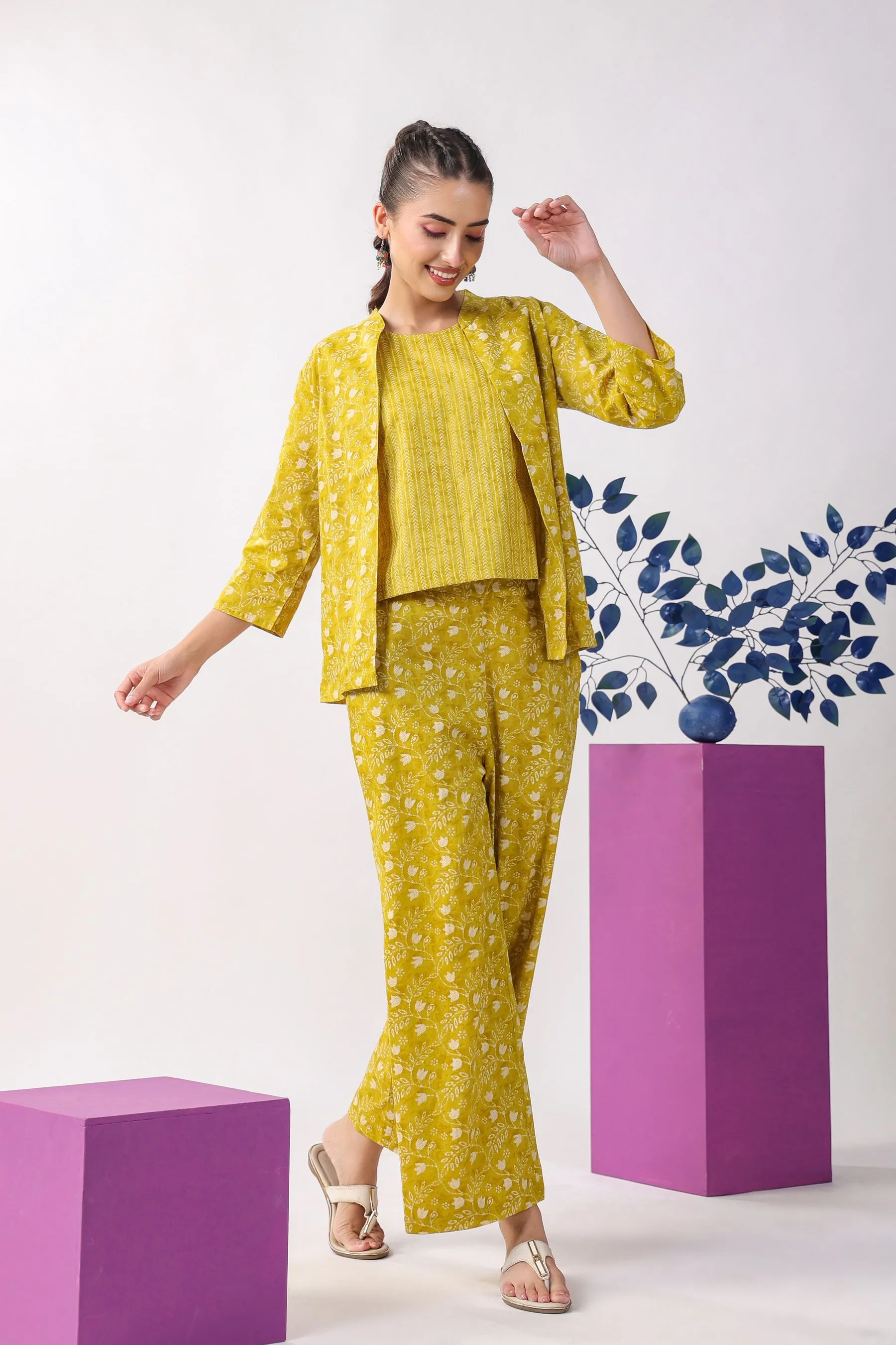 Dainty Florals with Arrows on Yellow Cotton Shrug Set