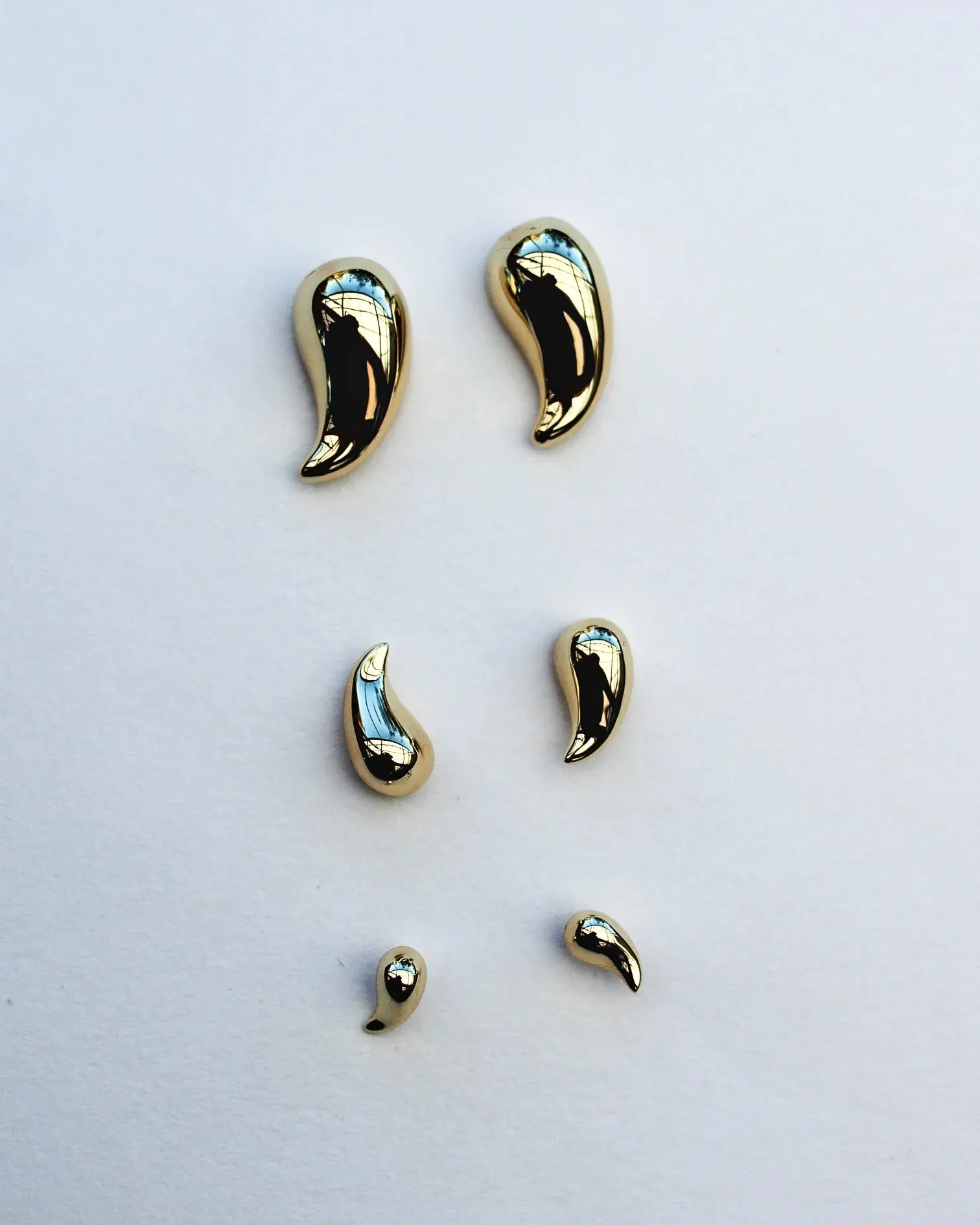 F&H STUDIOS Teardrop Stud XL 22mm GOLD