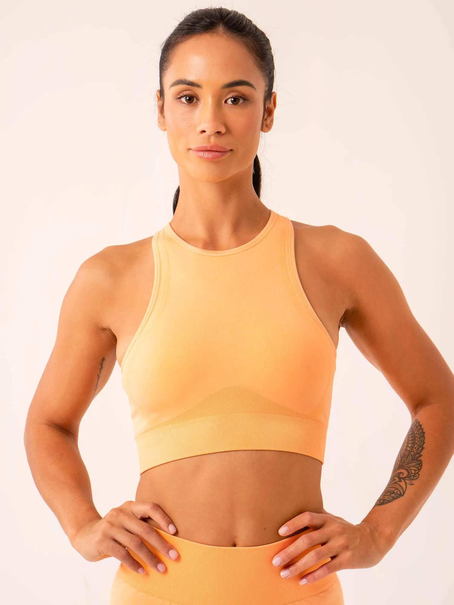 Lift Seamless High Neck Sports Bra - Mango