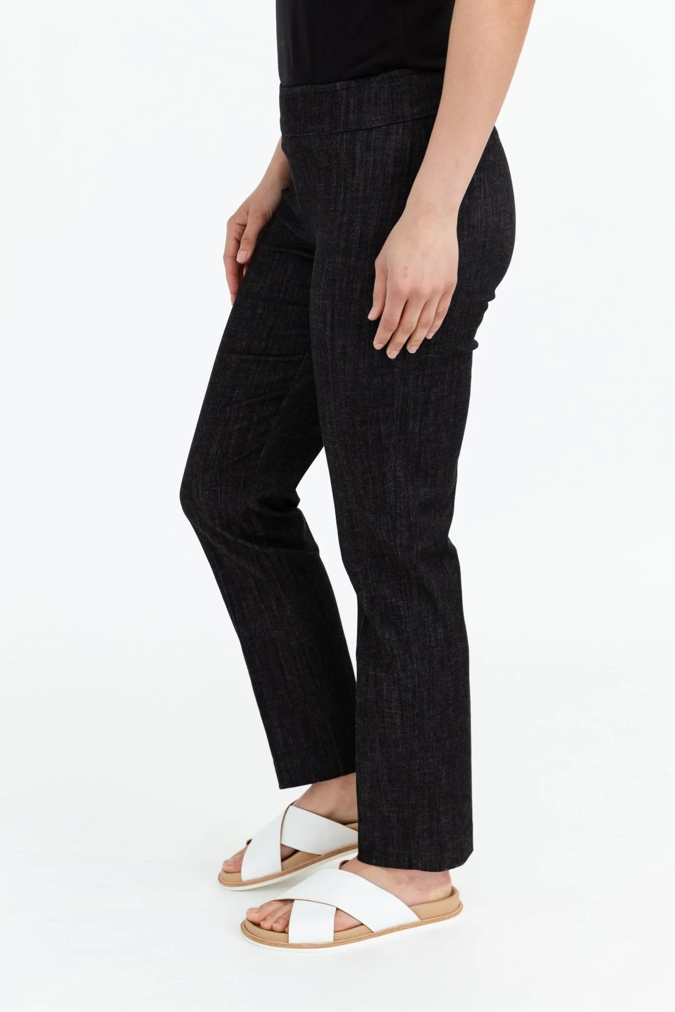 STRAIGHT LEG PULL-ON PANT IN STRETCH COTTON DENIM